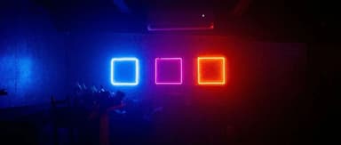 In the Age of AI, Humans Are Panicking, Screens Stay Square
