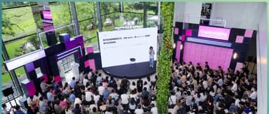 The Ticket to the Era Is Already in Everyone's Hands | Amazon Web Services Summit AI Open Mic Highlights
